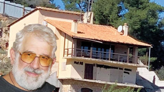 Συνθήματα κατά του Φιλιππίδη στην εξοχική κατοικία του στο Σοφικό!