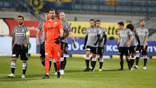 Ή παίξτε μπάλα ή σωπάστε! Επιτέλους…