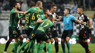 Lira 100: Ματς για...κάρτες στο «Ντο Μπέσα»