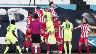 Δεν -Χ-άρηκε κανείς