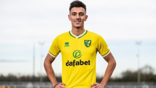 Το... εμπνευσμένο εξώφυλλο του περιοδικού της Νόριτς για Γιαννούλη!