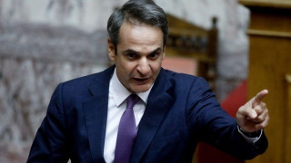 Μητσοτάκης σε Τσίπρα: Κινητοποιείστε στο πλευρό του περιθωρίου