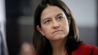 Κεραμέως για σχολεία: Καμία απόφαση για το άνοιγμά τους