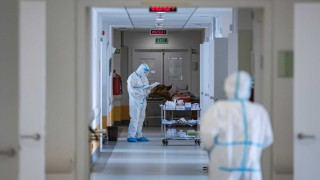 2019: Η σοβαρή πνευμονία που κάνει την εμφάνισή της και «παραλύει» τον πλανήτη