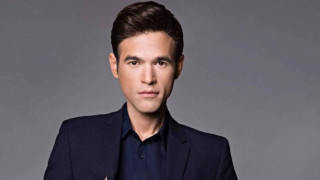 Στο νοσοκομείο ύστερα από καρδιακό επεισόδιο o Μένιος Φουρθιώτης - Δείτε φωτογραφίες!