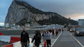 Η πρώτη χωρα στον κόσμο που εμβολίασε όλο τον πληθυσμό της