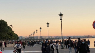 Σε mood «τέλος τα lockdown, ανοίγουμε τα πάντα» η Ελλάδα