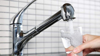ΣΟΚ: Σε ποιες 27 περιοχές της Ελλάδας το πόσιμο νερό είναι επικίνδυνο!