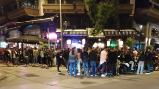 ΕΠΙΚΗ δικαιολογία: Εστειλε sms για φαρμακείο και πήγε για... ποτό!