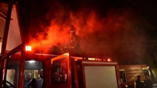 Θεσσαλονίκη: Φωτιά σε εγκαταλελειμμένη κατοικία που χρησιμοποιούσαν άστεγοι