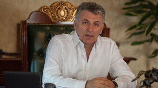 Οι ξενοδόχοι Θεσσαλονίκης για την ξαφνική απώλεια του Μουζενίδη!