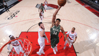 Συνεχίζει να σπάει ρεκόρ ο Αντετοκούνμπο