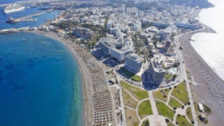 Η Ρόδος... άνοιξε και υποδέχεται 189 Ολλανδούς τουρίστες!