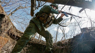 Νεκρός Ουκρανός στρατιώτης από πυρά φιλορώσων αυτονομιστών στο Ντονμπάς