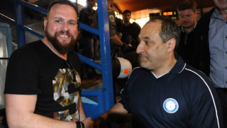 Ο Παπαθανασάκης στο πλευρό της ομάδας μπάσκετ