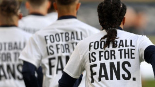 Ξεφωνητό κατά της Λίβερπουλ και μπλουζάκια από τους παίκτες της Λιντς!