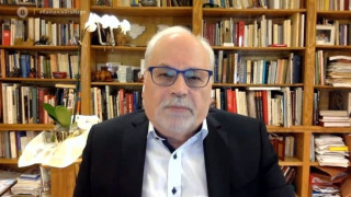 Παυλάκης: «Θα πληρώσουμε με χιλιάδες θανάτους το άνοιγμα της κοινωνίας»