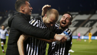 Με δύο γκολάρες από Κρμέντσικ και Ζίβκοβιτς ο ΠΑΟΚ πέταξε στον τελικό