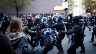 Βερολίνο: Δεκάδες συλλήψεις στις διαδηλώσεις για την Πρωτομαγιά