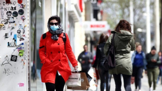 Κορονοϊός: 4.165 κρούσματα σήμερα, 25 θάνατοι, 380 διασωληνωμένοι