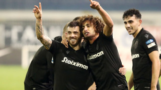 Οι δύο... «ανεπιθύμητοι»  εκθέτουν τους διώκτες τους