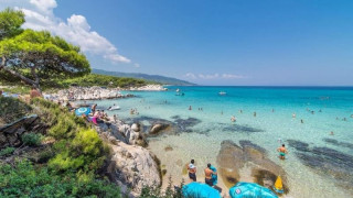 Χαλκιδική: Αποκαρδιωτικές οι κρατήσεις από Γερμανία-Βρετανία -Δεν ανοίγουν ξενοδοχεία