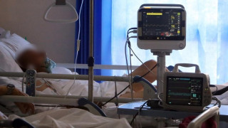 Τέλος στις αναφορές σε εμβολιασμένους ή όχι που έφυγαν λόγω κορωνοϊού