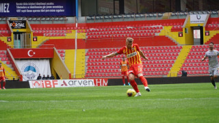 Καϊσέρισπορ-Φενέρ: Ο Ενρίκε πλήγωσε τον Πέλκα!