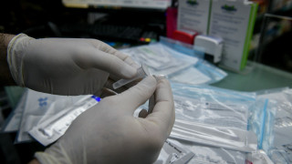 Τι ισχύει από Δευτέρα για self test, σχολεία, παιδικούς σταθμούς και εργαζόμενους