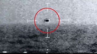 Βίντεο-ντοκουμέντο δείχνει UFO να εξαφανίζεται στη θάλασσα, τι επιβεβαίωσε το Πεντάγωνο