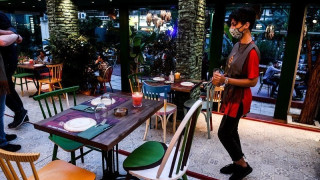 Βγαίνουν από το... mute τα μπαρ, ξεκινά άμεσα η μουσική