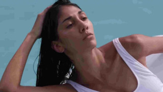 GNTM – Κερασιώτη: Ποζάρει topless στο Instagram!