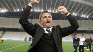 ΠΑΟΚ: Η στιγμή της υπογραφής του Λουτσέσκου στον Δικέφαλο!