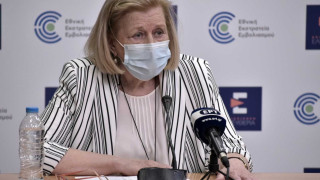 Κορωνοϊός: Συντετριμμένη η Θεοδωρίδου για τον θάνατο της 44χρονης Γλυκερίας μετά το Astrazeneca