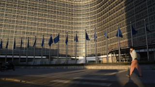 Ευρωβαρόμετρο: Δυσαρεστημένοι με τα μέτρα στήριξης 6 στους 10 Έλληνες