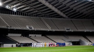 Super League 1: Mόνο οι εμβολιασμένοι στα γήπεδα το πιθανότερο σενάριο