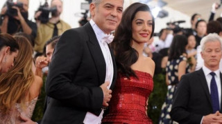 Ο Τζορτζ Κλούνεϊ αποκαλύπτει πώς έκανε πρόταση γάμου στην Αμάλ 