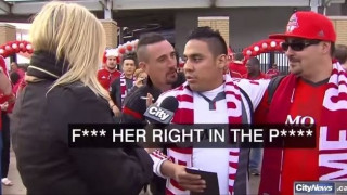 Δέχεται σεξιστική επίθεση στον αέρα και ο δράστης χάνει τη δουλειά του! (videos)