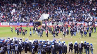 «Κόλαση» σε ματς στην Τουρκία (pics, vid)