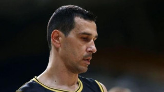 Τίτλοι τέλους και για Ζήση