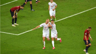 Το παραμύθι της Δανίας συνεχίζεται, πέρασε στα ημιτελικά με 2-1 επί της Τσεχίας