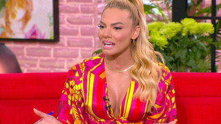 Μαλέσκου: Το unfollow και η ατάκα της στον αέρα του ΣΚΑΙ για τον Μάριο Χεζόνια