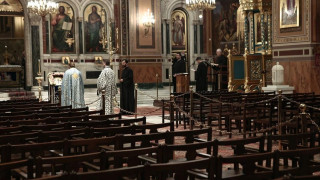 Στο «τραπέζι» ο... εκκλησιασμός μόνο για εμβολιασμένους