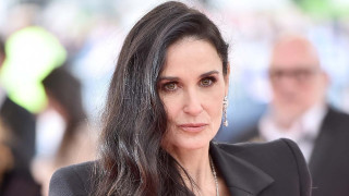 Demi Moore: Από Σητεία… Μύκονο και με εμφάνιση θεϊκή
