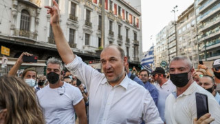 Βόβολης: «Είμαι υπέρ των εμβολίων και κατά της υποχρεωτικότητας»