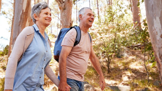 Πόσα λεπτά πρέπει να περπατάμε για να αποφύγουμε τις καρδιακές παθήσεις