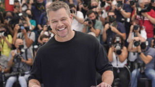 Ματ Ντέιμον για τα εμβόλια: «Ας εμπιστευτούμε την επιστήμη κι όχι το Facebook»