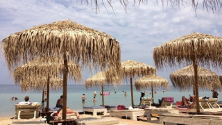 ΑΠΙΣΤΕΥΤΟ! Ράπιντ τεστ πριν βγεις στο μπιτς μπαρ!