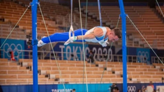 Ως πρώτος προκρίθηκε ο Πετρούνιας στον τελικό των κρίκων (videos)