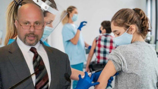 Κούβελας: «Τον Σεπτέμβρη στην Ελλάδα το φάρμακο, 9/10 θα γίνονται καλά»